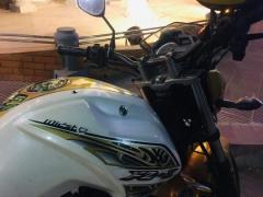 Yamaha FZs